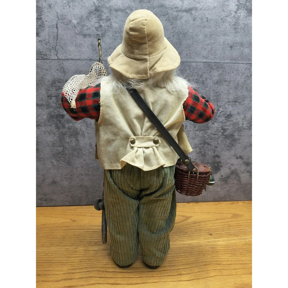 Santa‎ Claus Fisherman Figurine 16